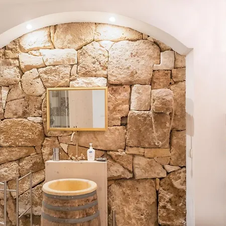 Deluxe Dammuso In Centro Storico 노토